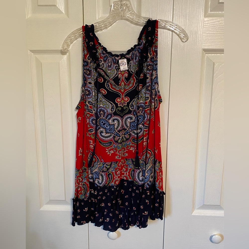 NWOT Bila brand sleeveless blouse